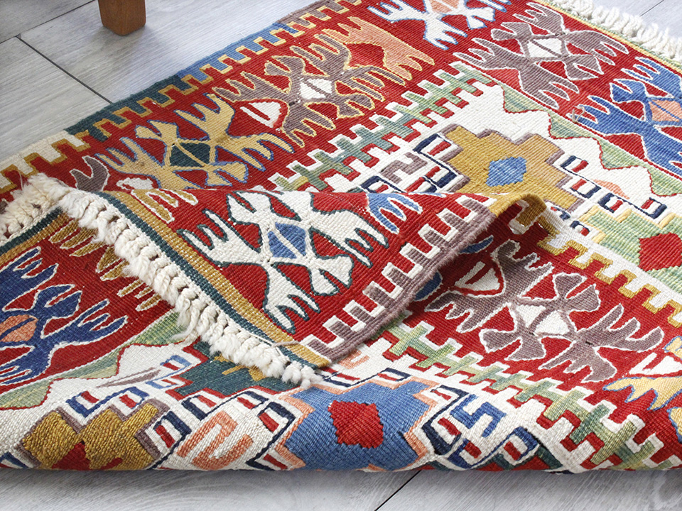 Turkish Kilim 手織りの草木染キリム・コンヤ88×67cm ヌズムラ・四角いドラゴンモチーフ