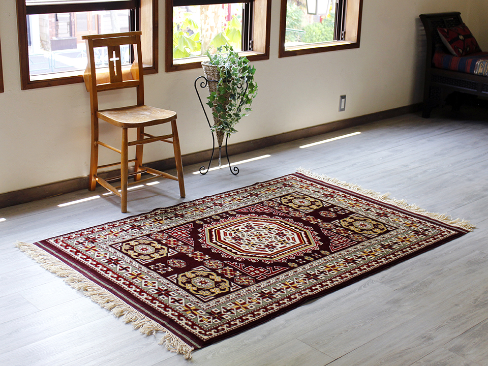 トルコの手織りのじゅうたん・ウール100%の新しいカーペット・ラグ/西アナトリア・アンティーク・リプロダクション172×117cm  生命の樹とドラゴンのメダリオン/Turkish Handweaven Carpet